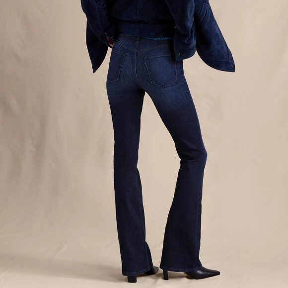 LIke New Curvy High-Rise subtle Flare Jean with slit sz 27L - Picture 3 of 9